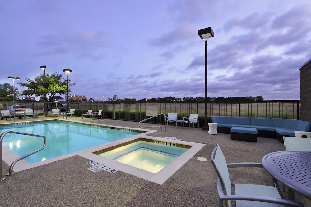 Comfort Dfw N-grapevine 3*