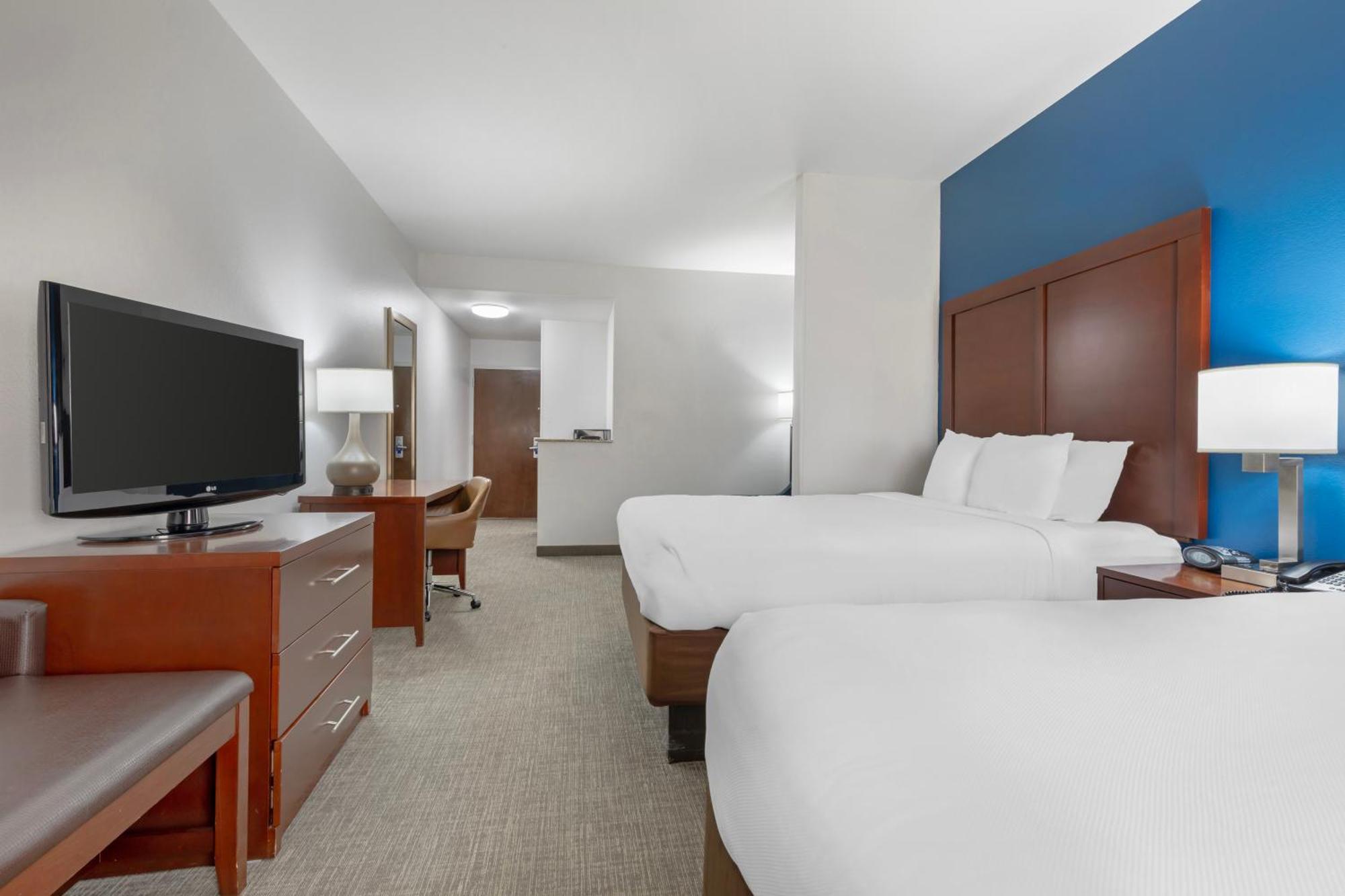 Comfort Dfw N-grapevine 3*