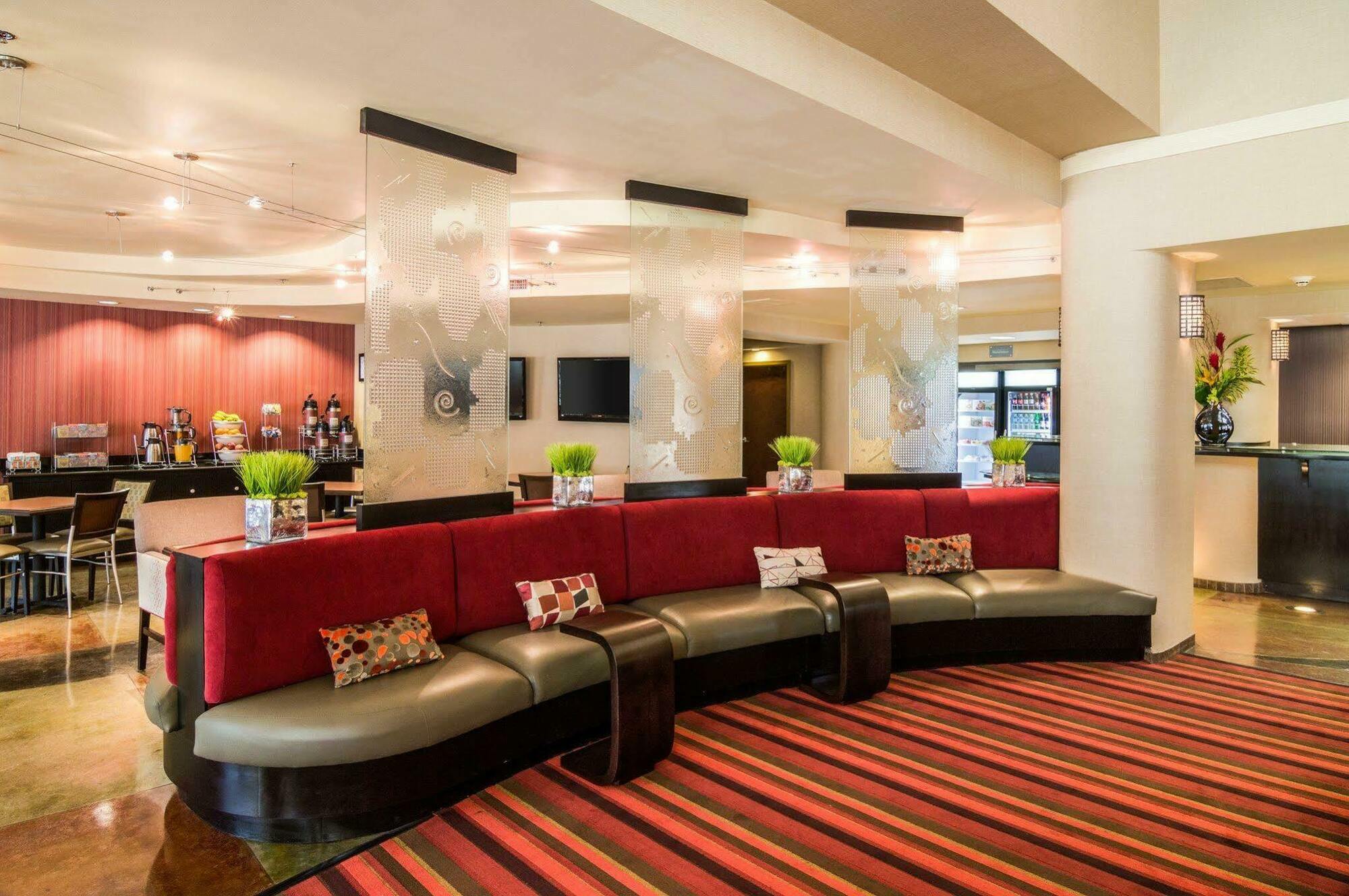 Comfort Dfw N-grapevine 3*